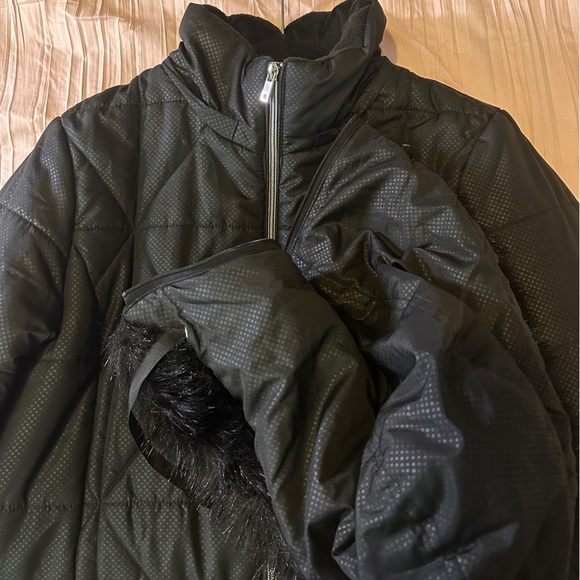 INTL d.e.t.a.i.l.s Winter Puff Black Pull Over Coat. - Picture 4 of 6